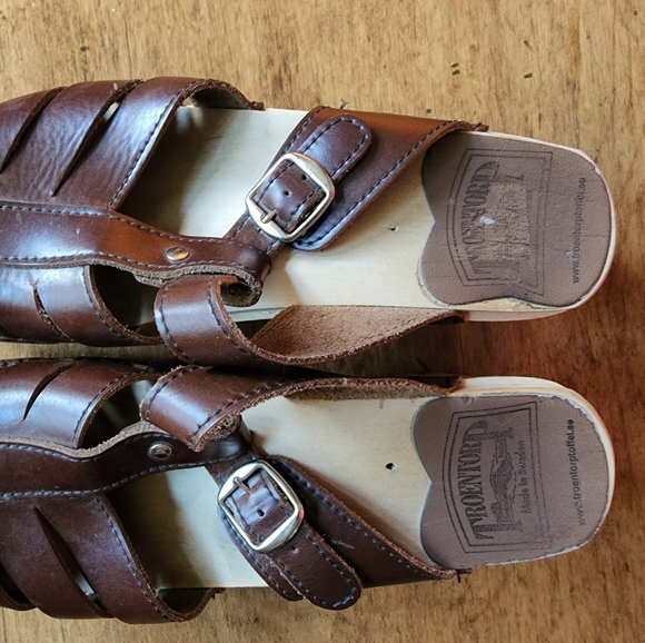Troentorp Mary Jane Brown Pull Up wooden sole clogs sandals slides 39 EUC - Picture 14 of 17